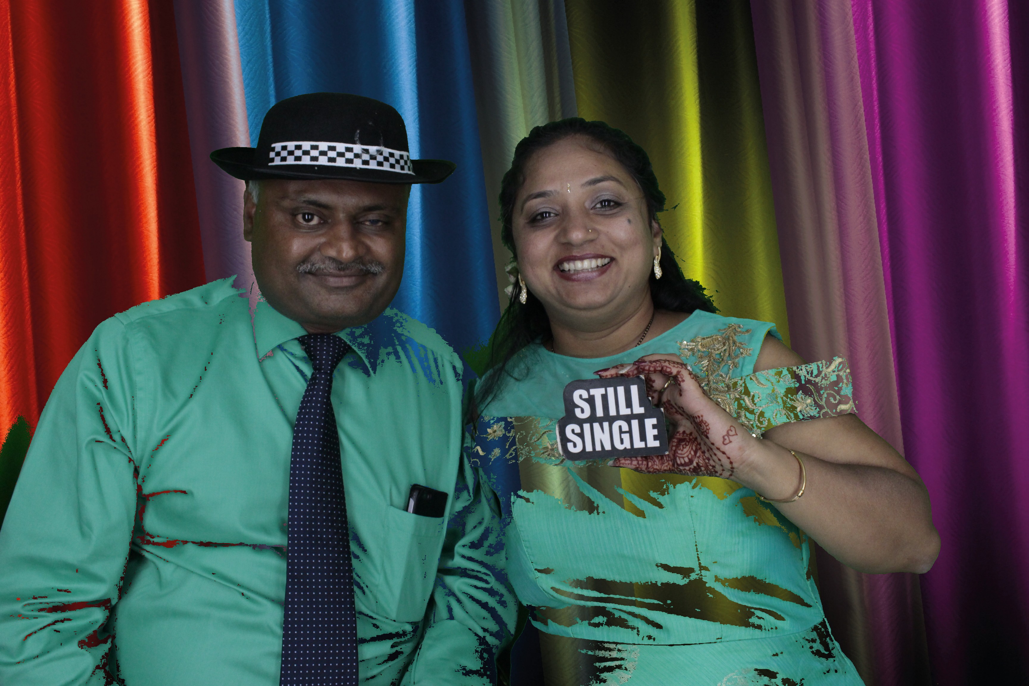 Bhavin & Yasmin’s Wedding | View more photos from the event at gallery.myphotoboothexperience.co.uk/u/MyPhotoBoothExperienceLtd/Bhavin-Yasmin’s-Wedding